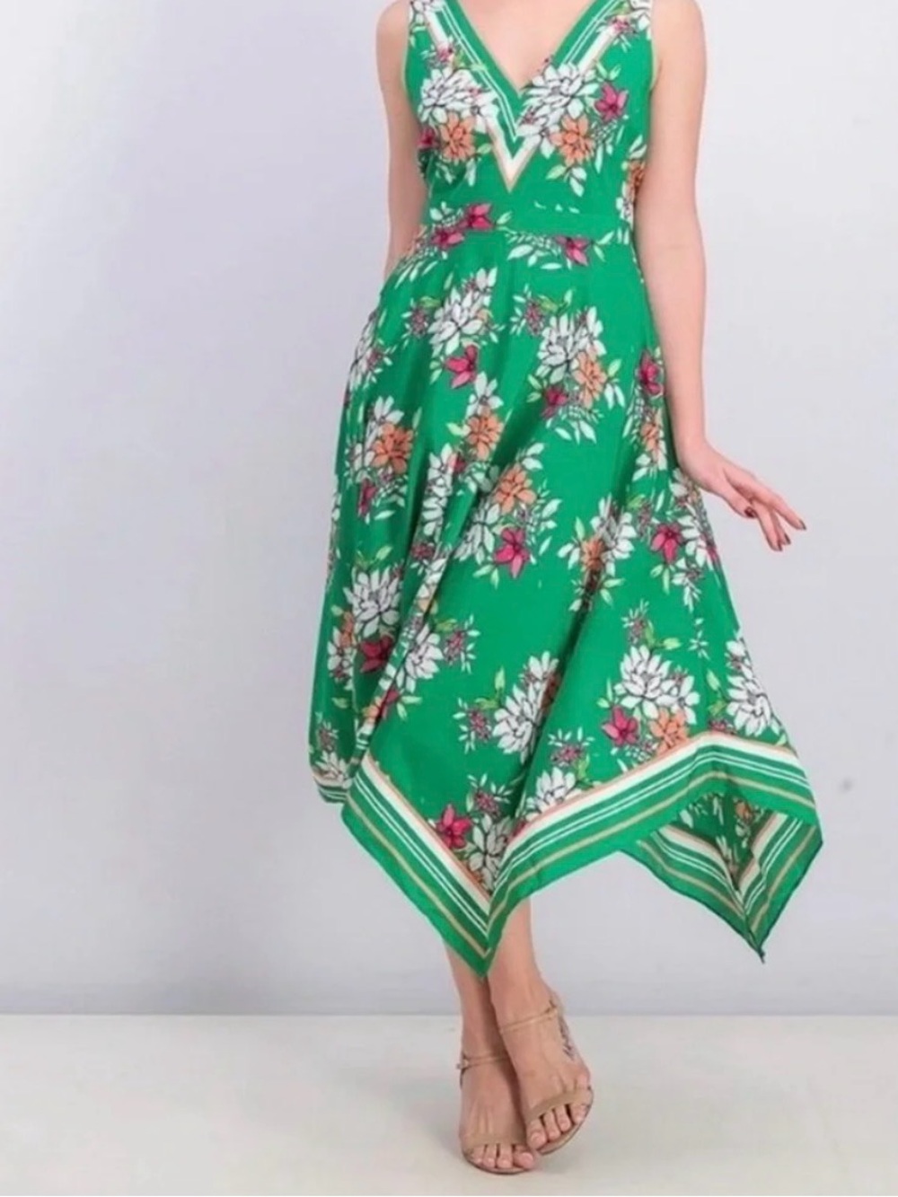 Vince Camuto Green Floral Handkerchief Hem Dress 8